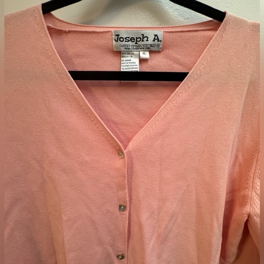 VTG JOSEPH A Pink Button Up Cardigan Abalone Shell Buttons Preppy Chic Girly XL - Picture 7 of 11